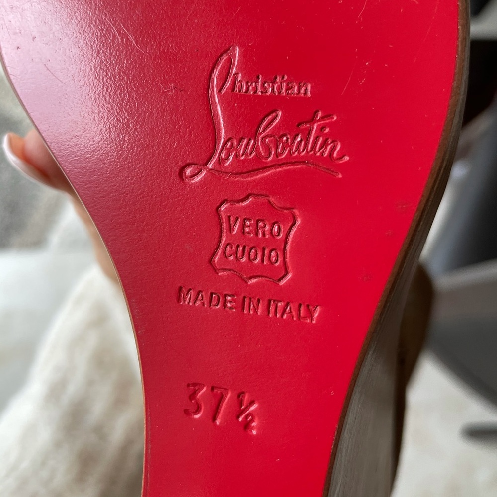 Christian louboutin suede wedge